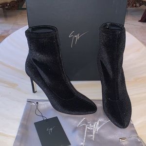 FINAL PRICE-Authentic Giuseppe Zanotti Booties